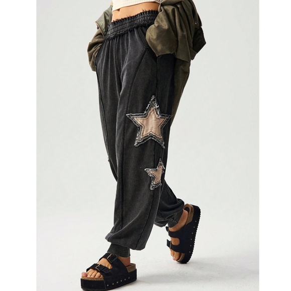 Mineral wash Stretchy Waist Star patch cotton joggers pants - Picture 4 of 6